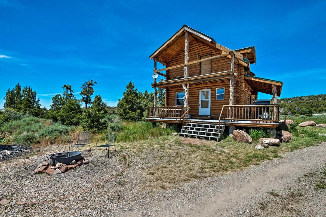 Cabin With Fire Pit, Views And Bbq 18 Mi To Moab! Eksteriør billede